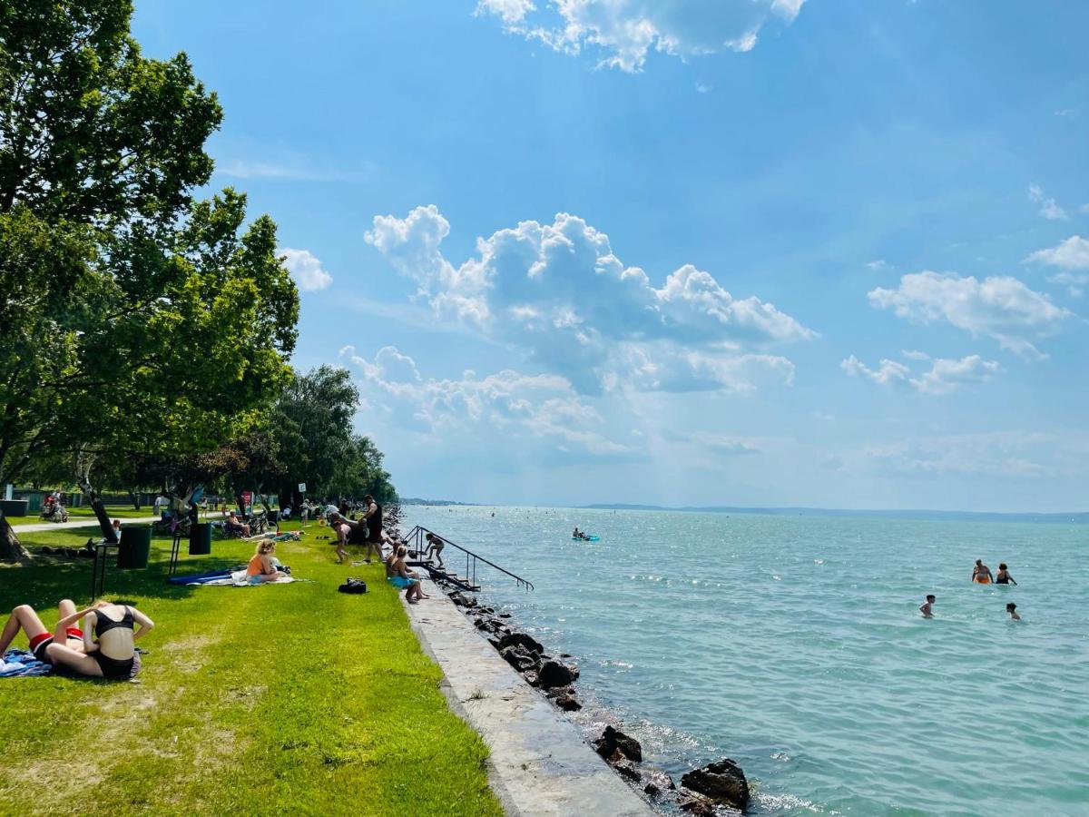 Balcsitthon Apartmanok Siófok Exteriör bild