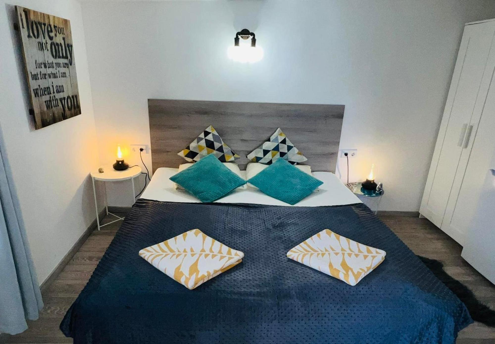 Balcsitthon Apartmanok Siófok Exteriör bild